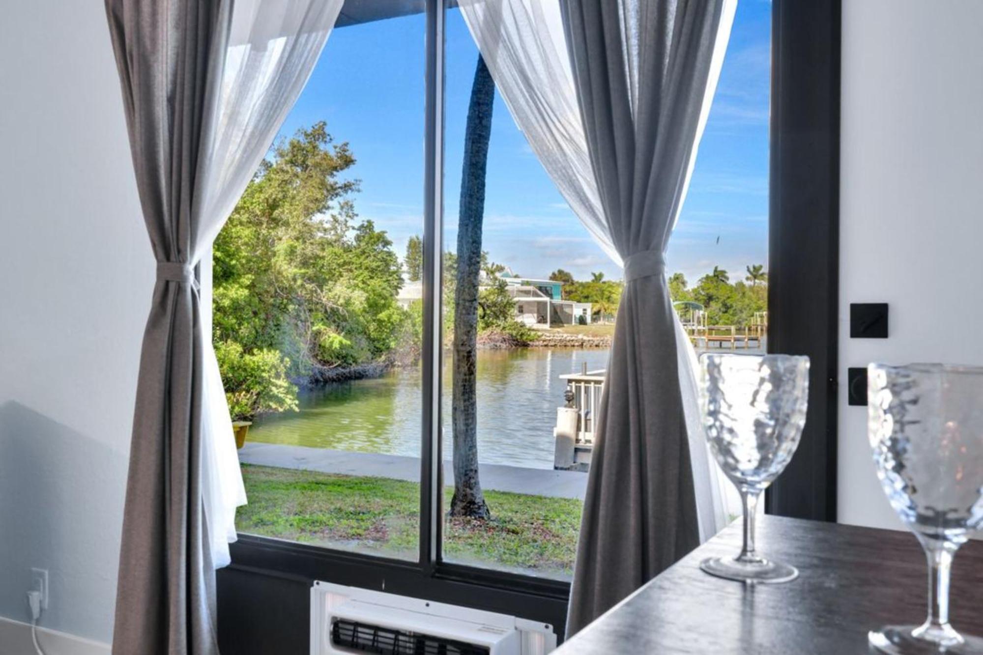 Waterfront - Isles Of Capri - Island Retreat - Marco Island - Naples Apartman Kültér fotó